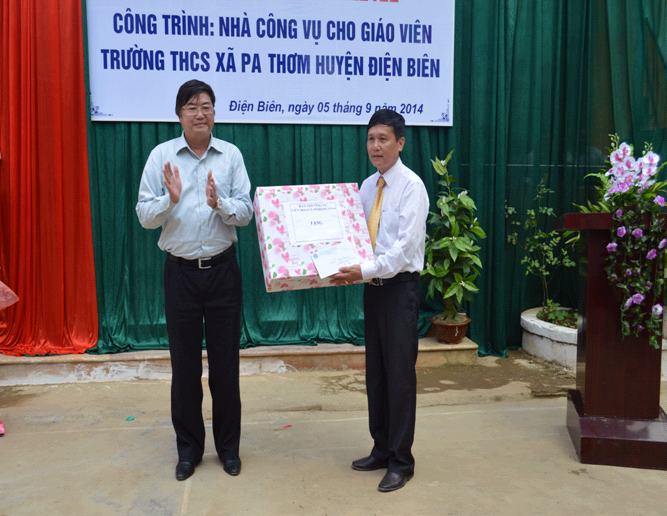 Khánh thành nhà công vụ Trường THCS Pa Thơm 1