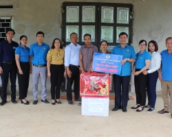 LĐLĐ tỉnh Điện Biên: Trao hỗ trợ nhà “Mái ấm công đoàn” cho 3 đoàn viên có hoàn cảnh khó khăn