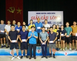 24 LĐLĐ huyện Điện Biên tổ chức Giải cầu lông truyền thống CNVCLĐ 04