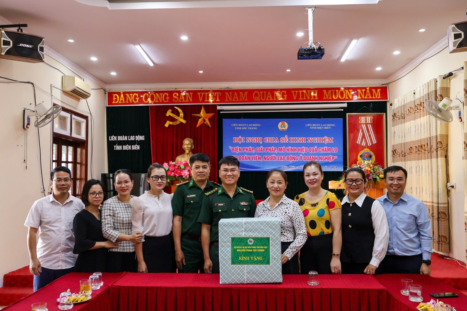 15 anh 1